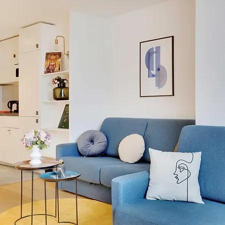 Апартаменты Charm & Comfort In This Cosy Cocoon Close 'marais' *